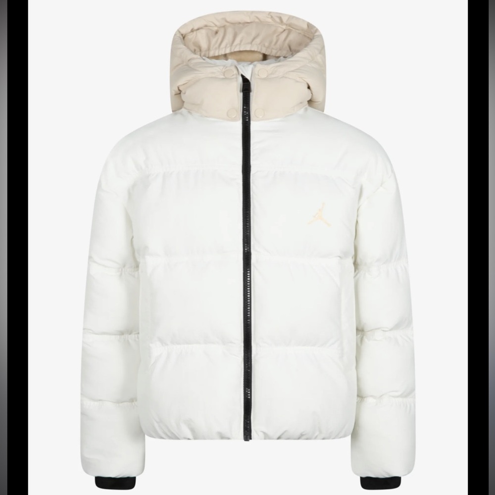 Nike Jordan White Puffer  Jscket with Tan Hood ,Unisex NWOT size XL YOUTH - Picture 3 of 16